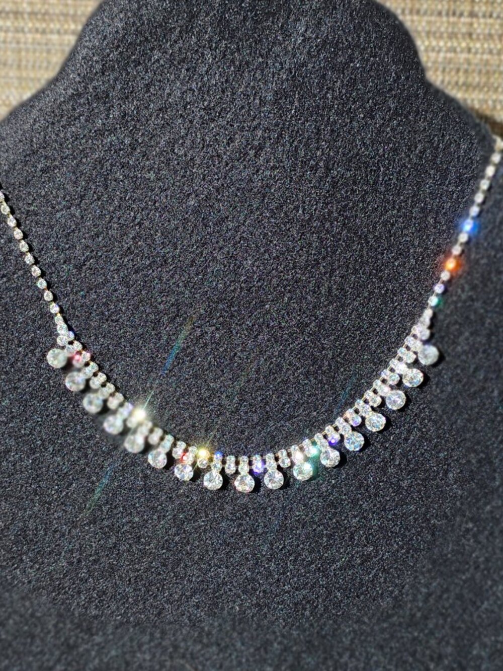 Vieste crystal necklace and pearl earring set.